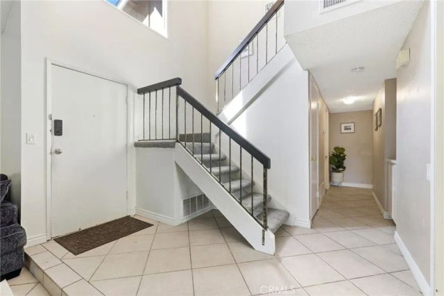 23943 Via Flamenco, Valencia, CA 91355