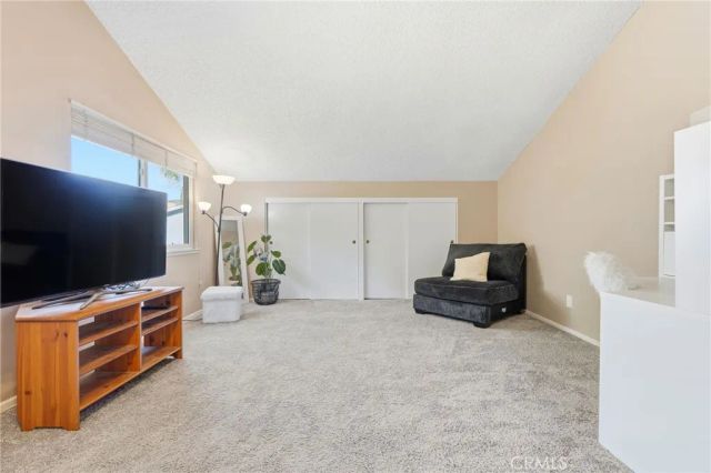 23943 Via Flamenco, Valencia, CA 91355