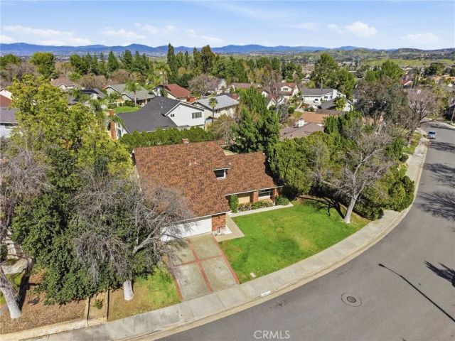 23943 Via Flamenco, Valencia, CA 91355