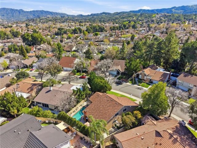 23943 Via Flamenco, Valencia, CA 91355