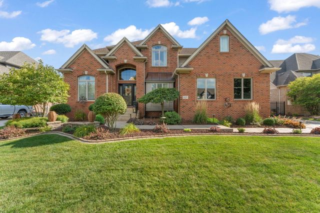 1127 Stonebridge Drive, Schererville, IN 46375