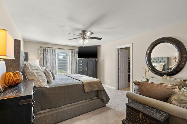 1127 Stonebridge Drive, Schererville, IN 46375