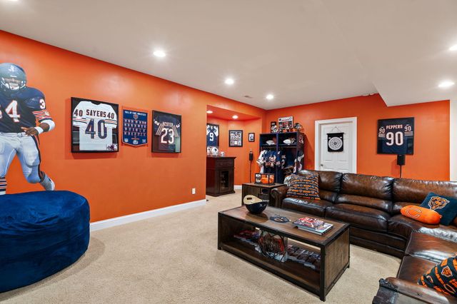 1127 Stonebridge Drive, Schererville, IN 46375
