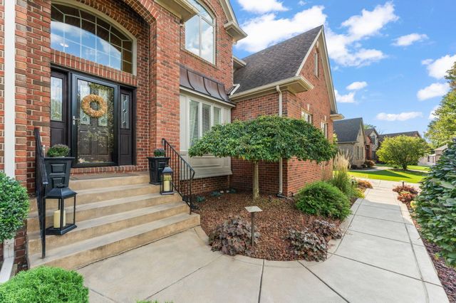 1127 Stonebridge Drive, Schererville, IN 46375