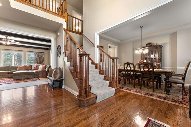 1127 Stonebridge Drive, Schererville, IN 46375