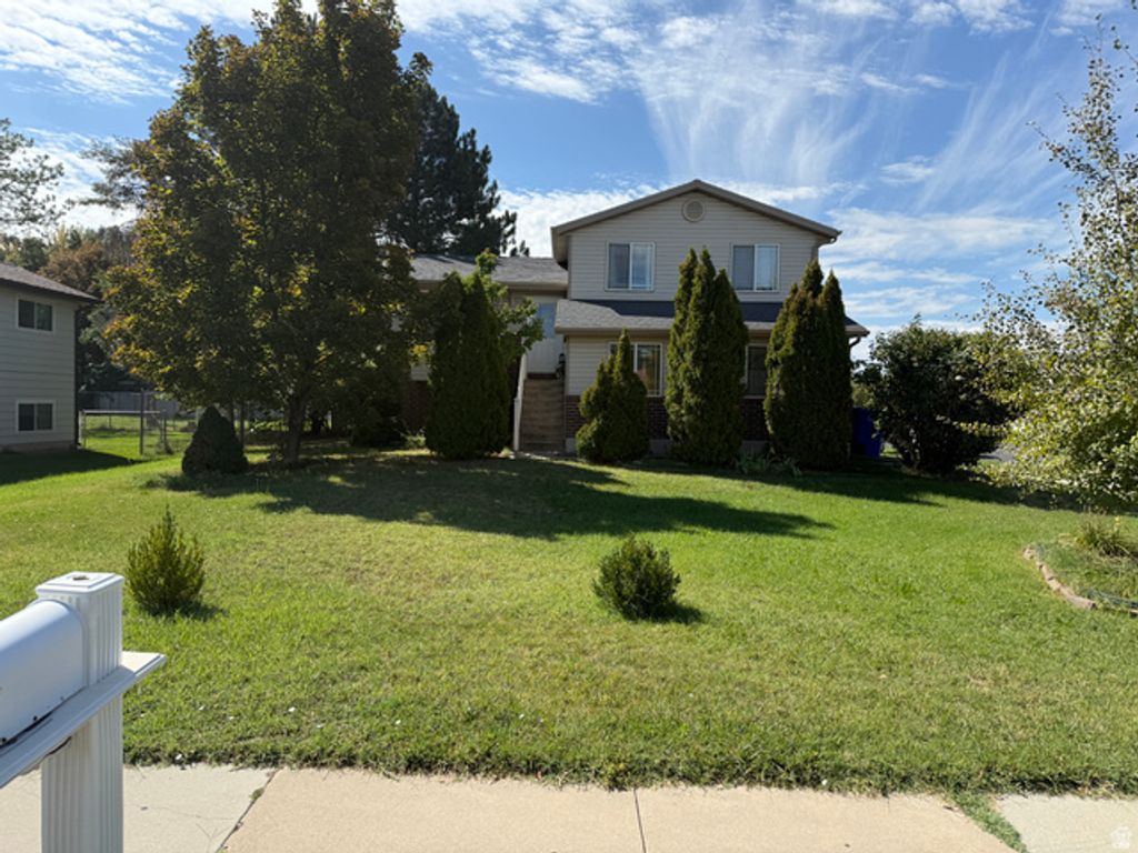 2459 W 1800 N, Clinton, UT 84015 — photo 4