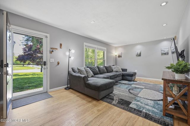 356 Leesville Road, Jackson, NJ 08527