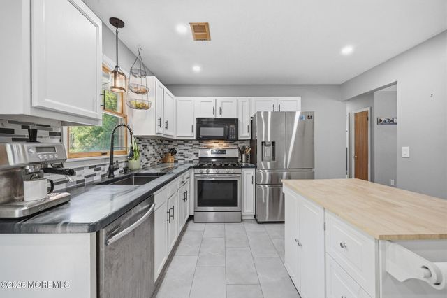 356 Leesville Road, Jackson, NJ 08527