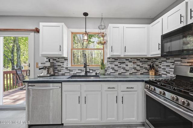 356 Leesville Road, Jackson, NJ 08527