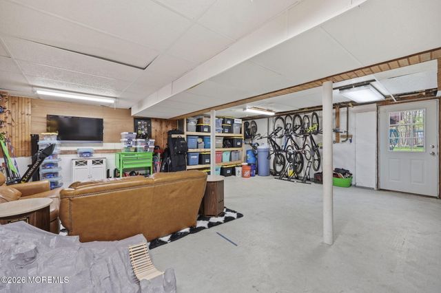 356 Leesville Road, Jackson, NJ 08527