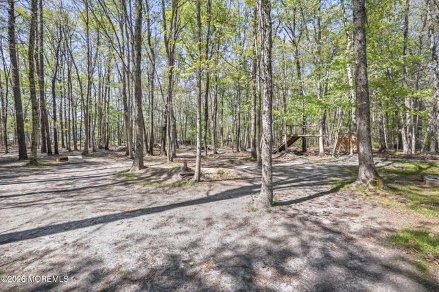 356 Leesville Road, Jackson, NJ 08527
