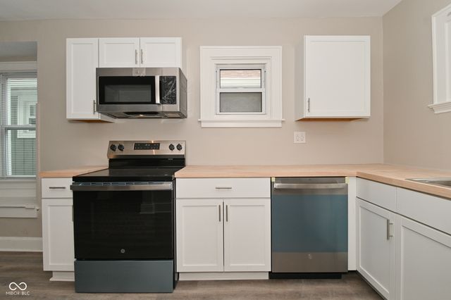 17 E Legrande Avenue, Indianapolis, IN 46225