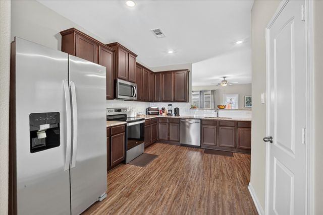 717 Lansman Trail, Denton, TX 76207