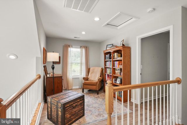 735 SUNSET VILLAGE RD, Front Royal, VA 22630