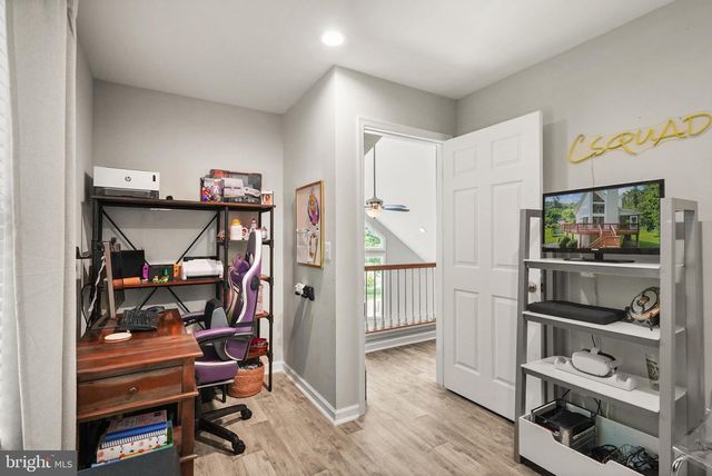 735 SUNSET VILLAGE RD, Front Royal, VA 22630