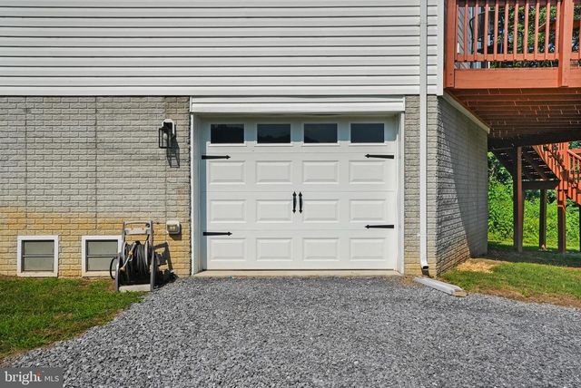 735 SUNSET VILLAGE RD, Front Royal, VA 22630