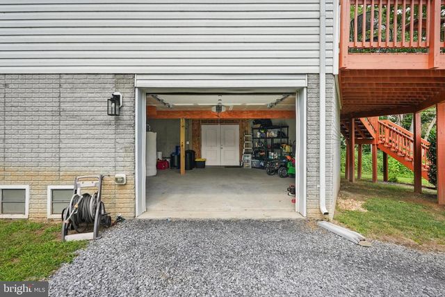 735 SUNSET VILLAGE RD, Front Royal, VA 22630