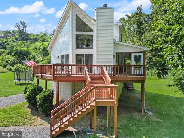735 SUNSET VILLAGE RD, Front Royal, VA 22630