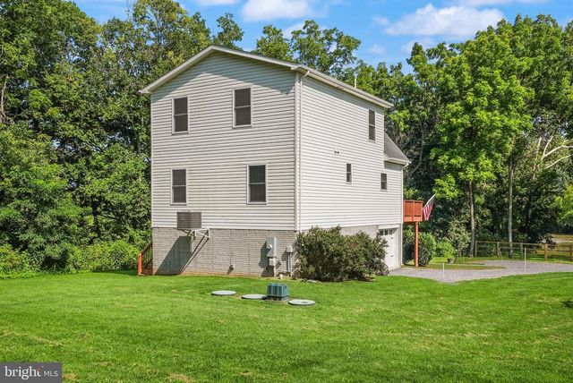 735 SUNSET VILLAGE RD, Front Royal, VA 22630