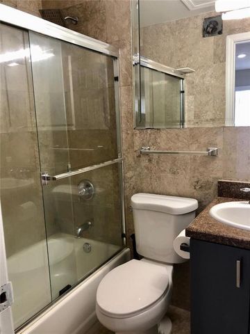 736 NE 13TH Court 17, Fort Lauderdale, FL 33304