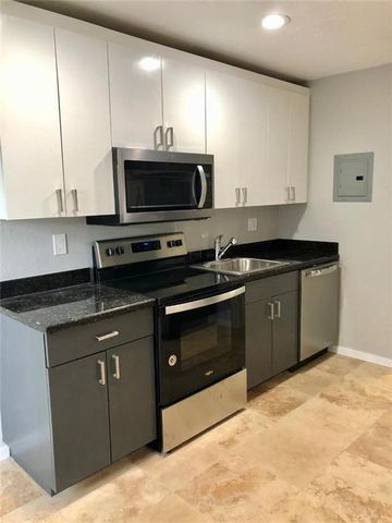 736 NE 13TH Court 17, Fort Lauderdale, FL 33304