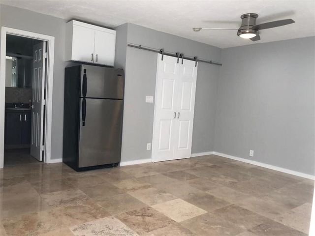 736 NE 13TH Court 17, Fort Lauderdale, FL 33304
