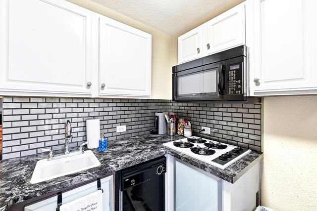 1212 Guadalupe ST 308, Austin, TX 78701