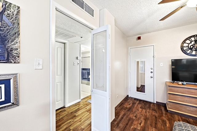 1212 Guadalupe ST 308, Austin, TX 78701