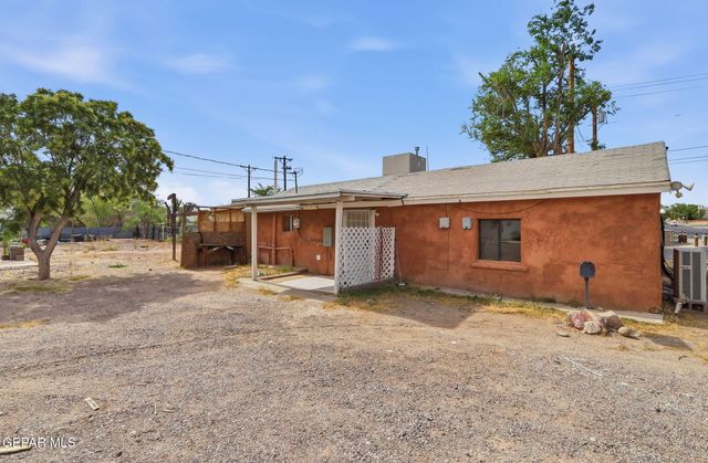 593 MYRA Street, El Paso, TX 79915