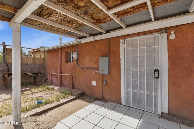 593 MYRA Street, El Paso, TX 79915