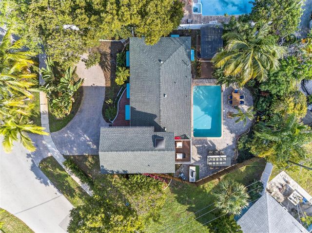 40 SW 9th Court, Pompano Beach, FL 33060