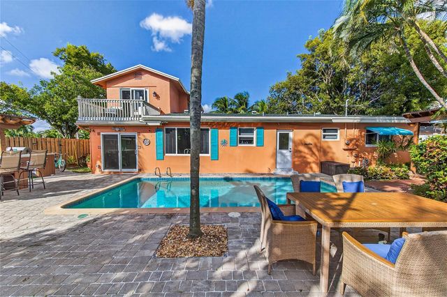40 SW 9th Court, Pompano Beach, FL 33060