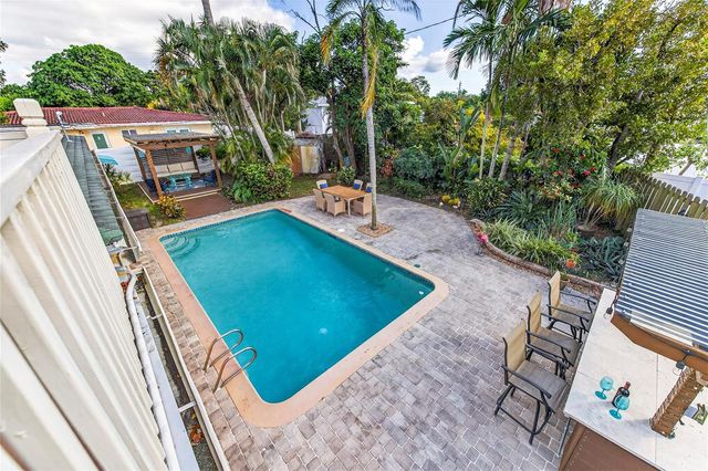 40 SW 9th Court, Pompano Beach, FL 33060