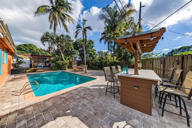 40 SW 9th Court, Pompano Beach, FL 33060