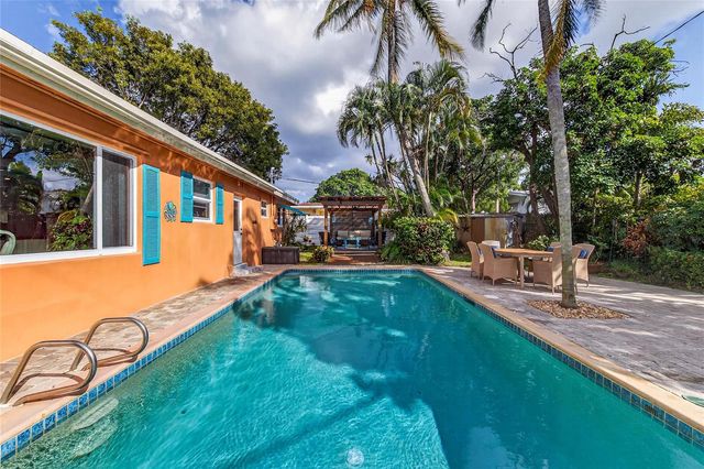 40 SW 9th Court, Pompano Beach, FL 33060