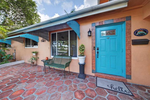 40 SW 9th Court, Pompano Beach, FL 33060