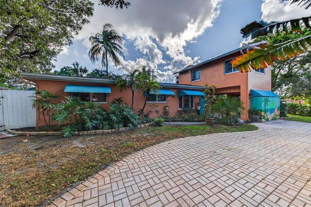 40 SW 9th Court, Pompano Beach, FL 33060