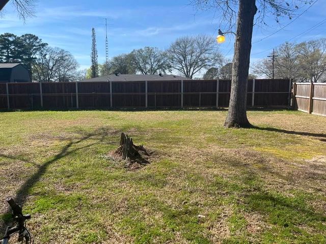 1423 Auburn Drive, Longview, TX 75601