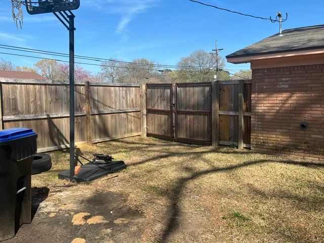 1423 Auburn Drive, Longview, TX 75601