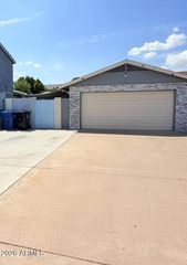 2923 W Keim Drive Studio, Phoenix, AZ 85017