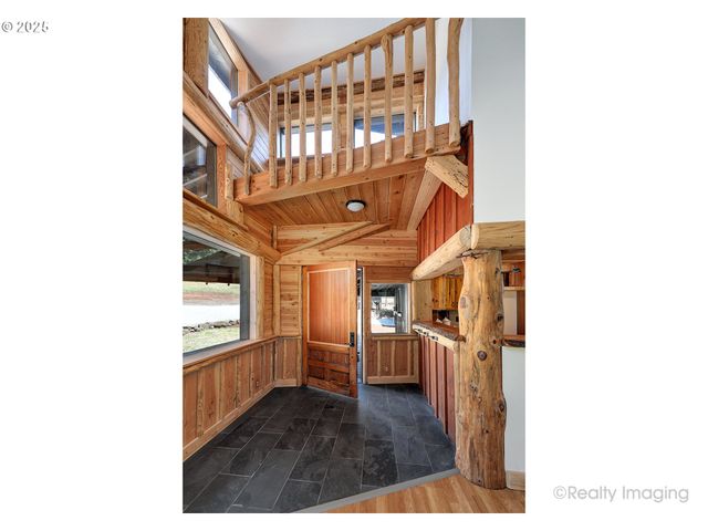 28080 S MOONRIDGE Rd, Colton, OR 97017
