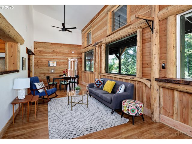 28080 S MOONRIDGE Rd, Colton, OR 97017