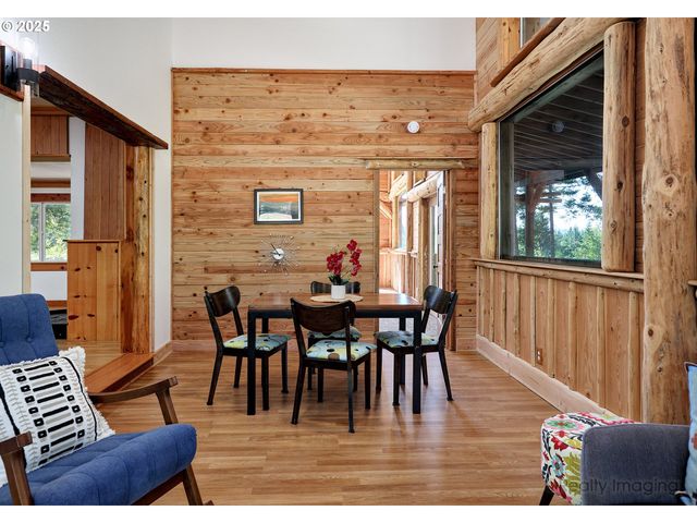 28080 S MOONRIDGE Rd, Colton, OR 97017