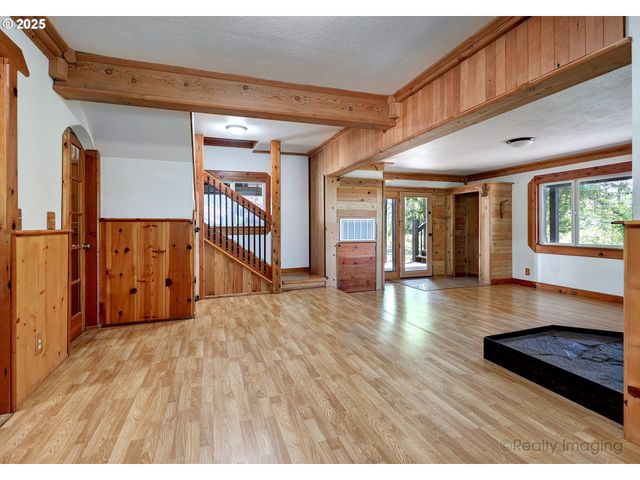 28080 S MOONRIDGE Rd, Colton, OR 97017