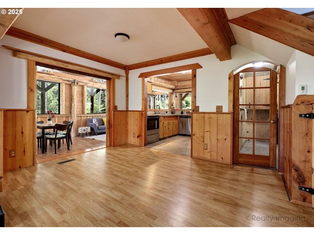 28080 S MOONRIDGE Rd, Colton, OR 97017