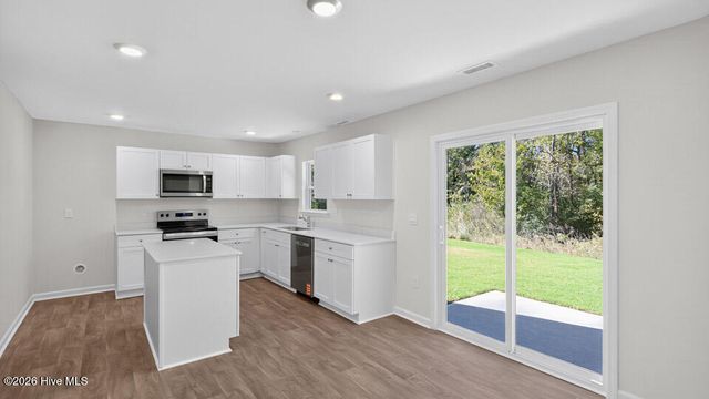 114 Claude Street, La Grange, NC 28551
