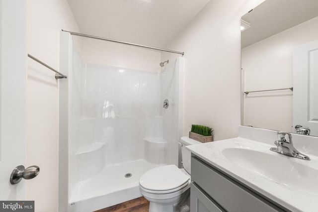 118 EVERGREEN CT, Bentonville, VA 22610