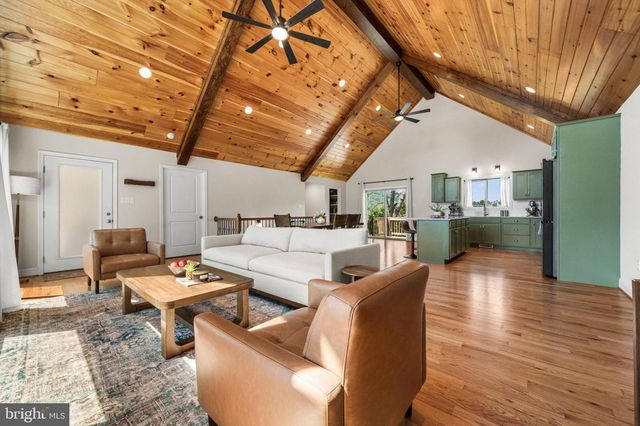 118 EVERGREEN CT, Bentonville, VA 22610