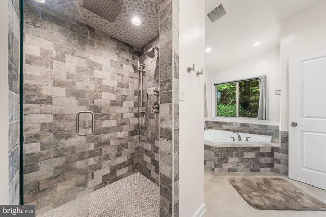 118 EVERGREEN CT, Bentonville, VA 22610