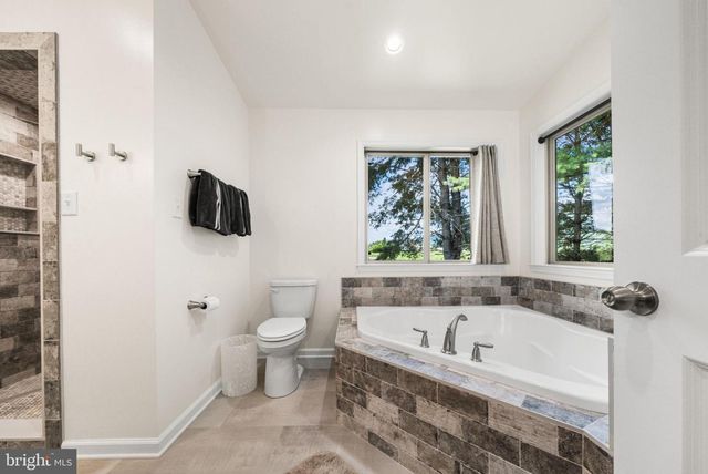118 EVERGREEN CT, Bentonville, VA 22610